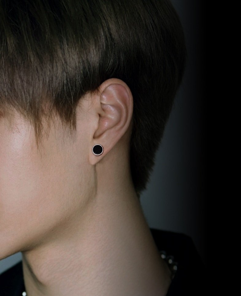 Captured Silver with Blue Ear Studs Men Earring — image 4