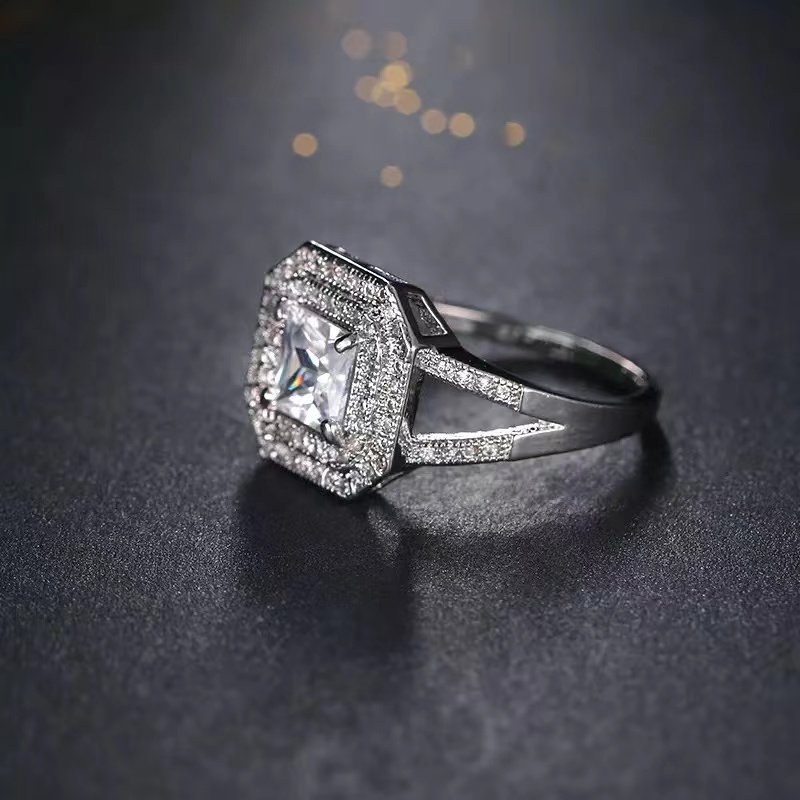 Center Spot - White Women Ring — image 3