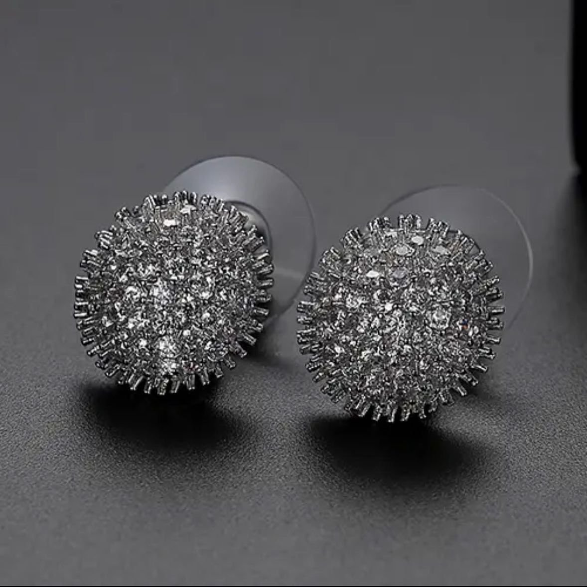 Cynara Bloom- Pendant and Earring Set for women Silver — image 3
