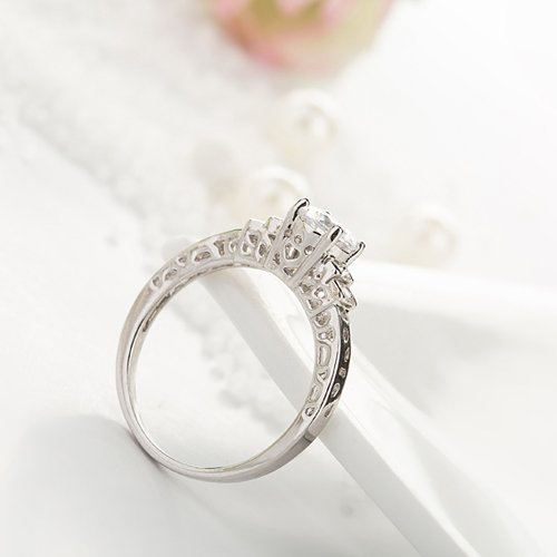Diamond Fling - Classic Solitaire Style Women Ring — image 4