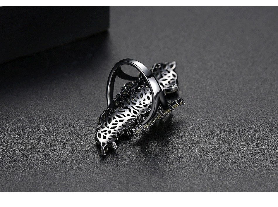 Magic Cluster - Adjustable Female Ring — image 3