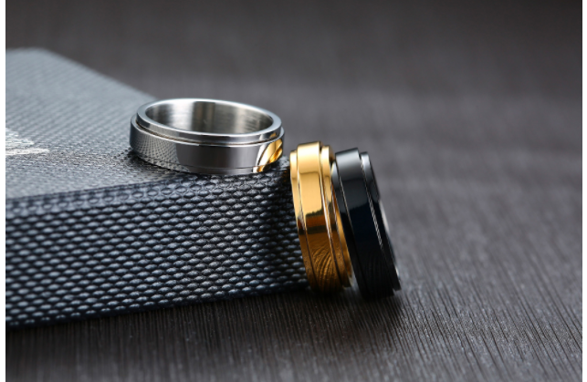 Moon Lite Spinner -Stainless Steel Ring — image 4