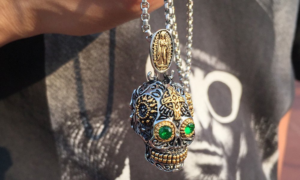 WM-P69 Men, Women Necklace Pendant with Chain