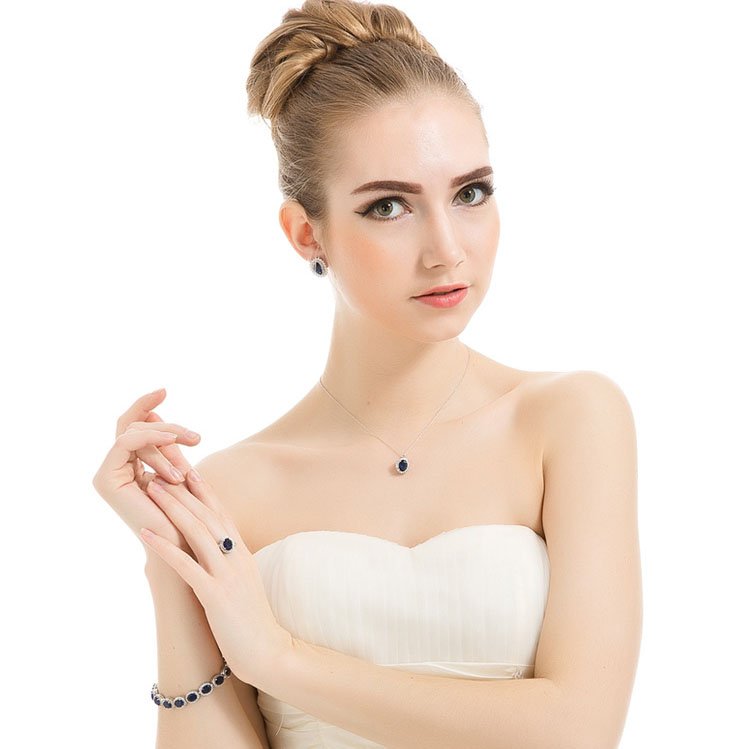 Spinel Reflection - Pendant for Women — image 3