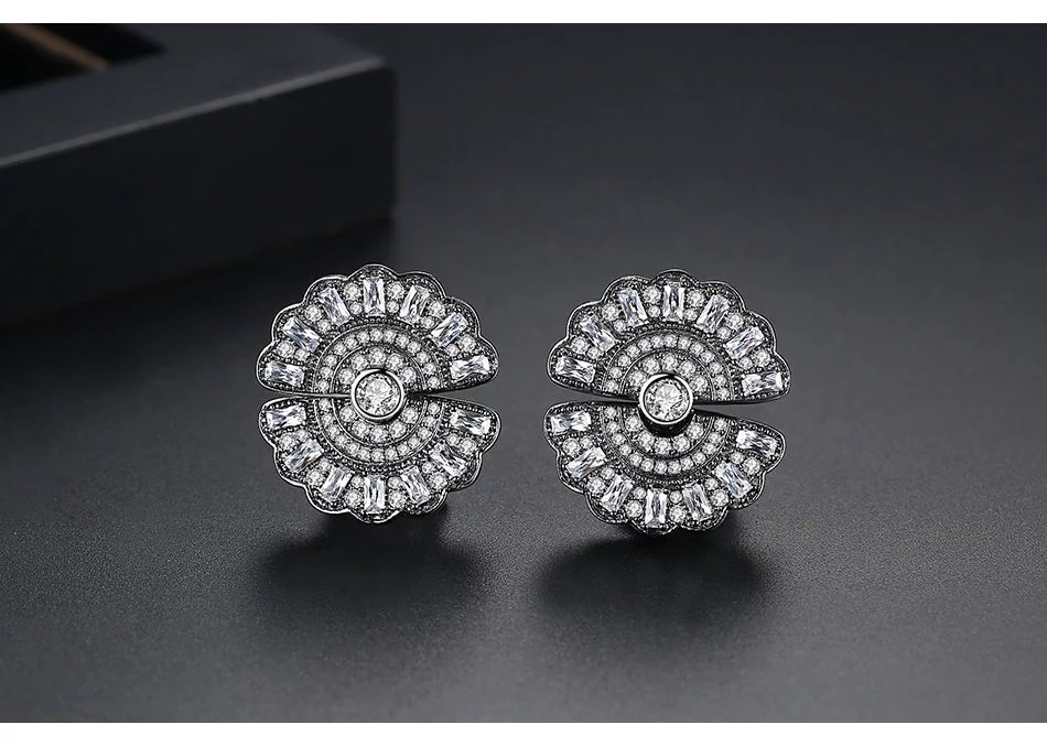 Twin Fan Silver - Women Earrings — image 4
