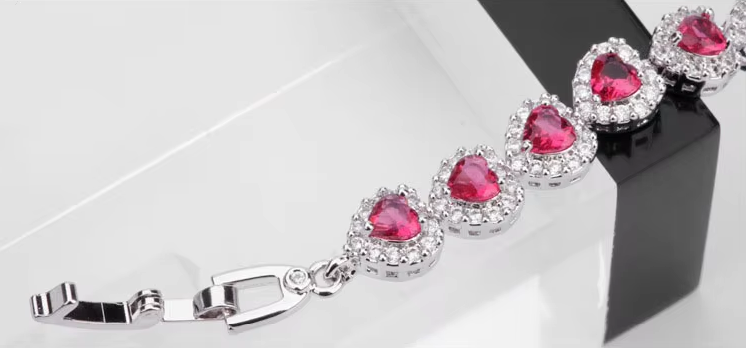 WB128 - Red Women Luxary Bracelet — image 3