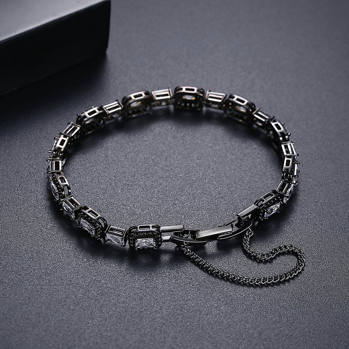 WB241-Black Women Luxary Bracelet