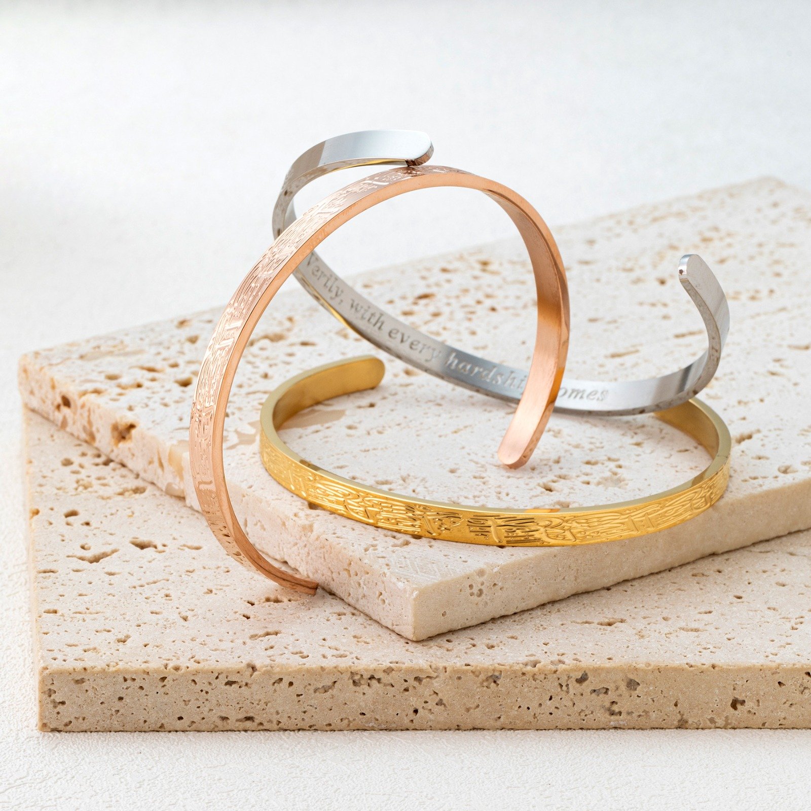WB340 - Gold Bracelet Cuff Bangle Men Women