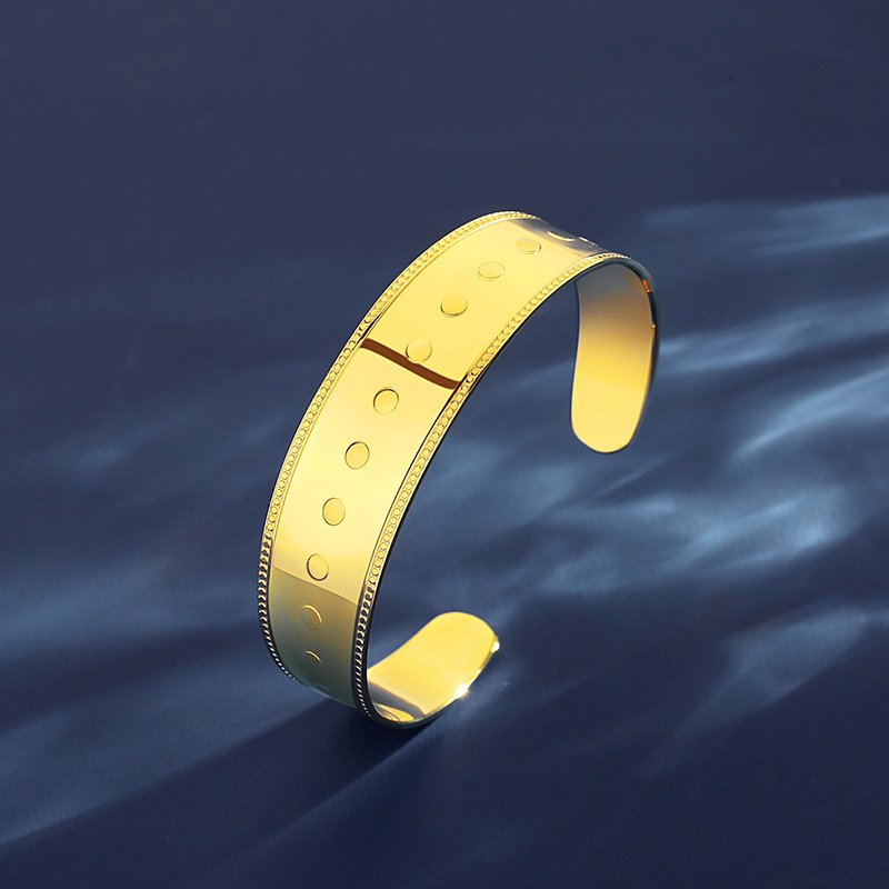 WB344 – Golden 316 Stainless Steel Bracelet