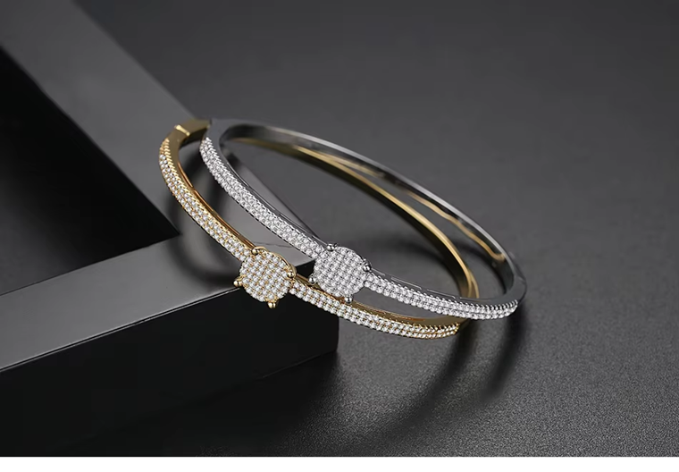 WB366-Golden Women Luxary Bracelet