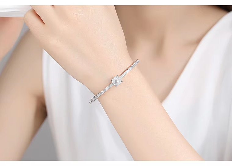 WB366-Silver Women Luxary Bracelet — image 3