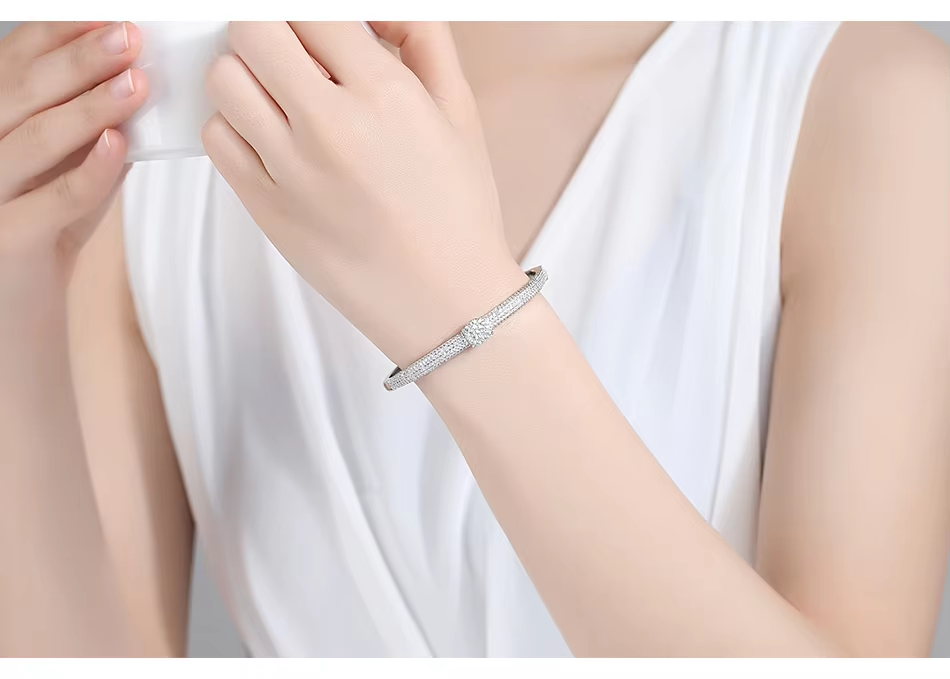 WB386-Silver Women Luxary Bracelet — image 3