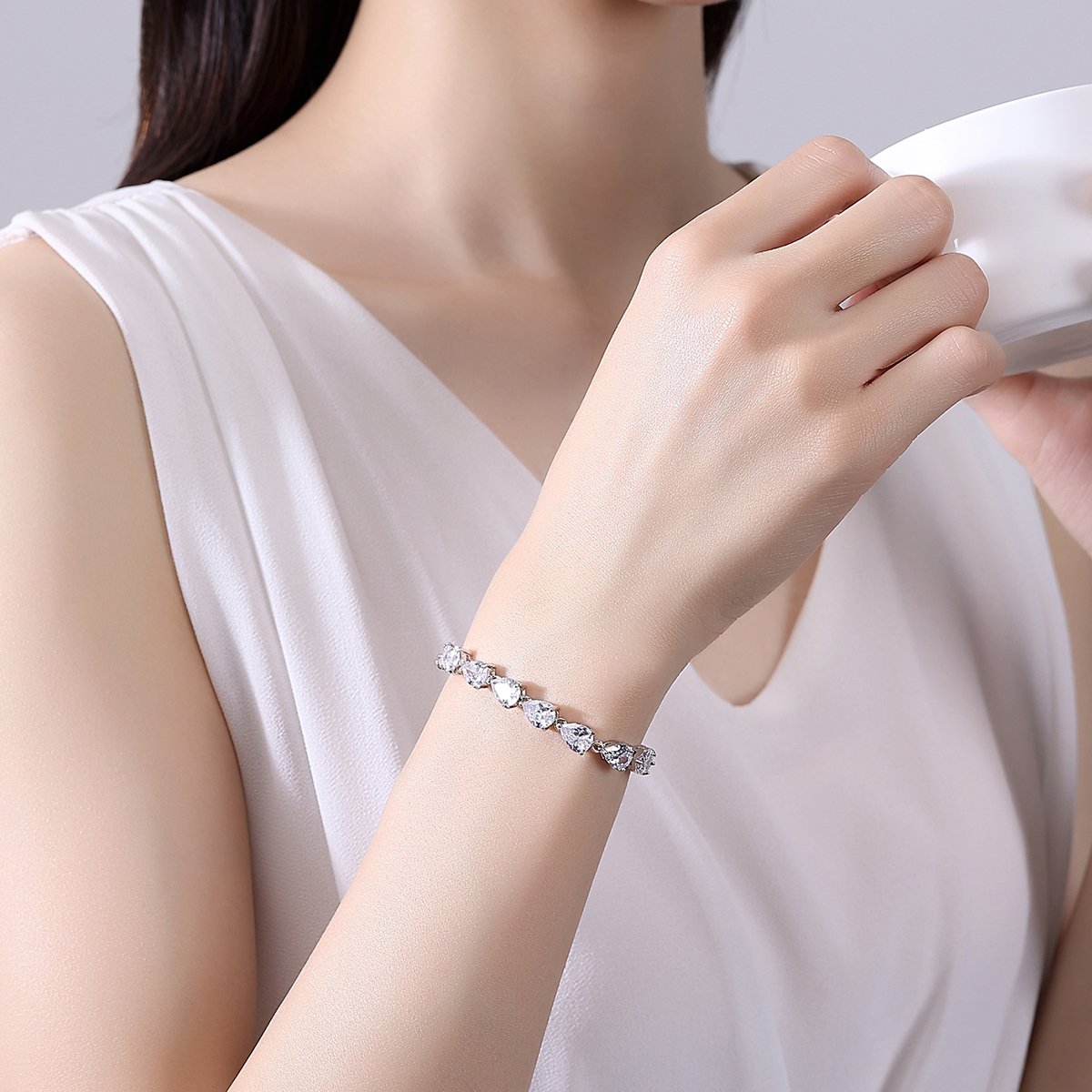 WB519- Women Luxary Bracelet
