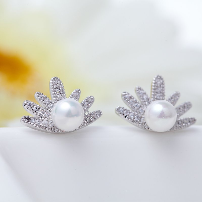 WE212 - White Earrings for Women — image 3