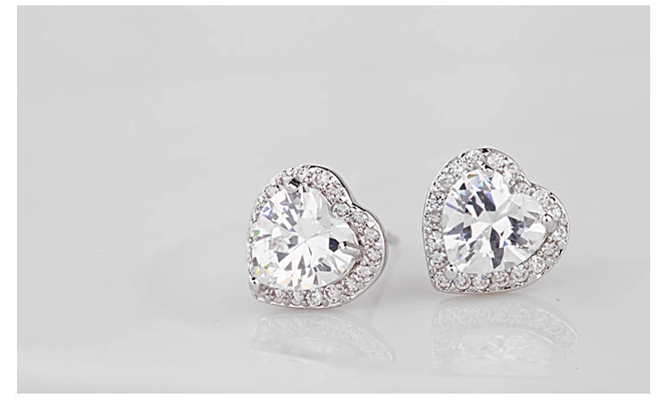 WE531 - Emerald Green Earrings for Women — image 4