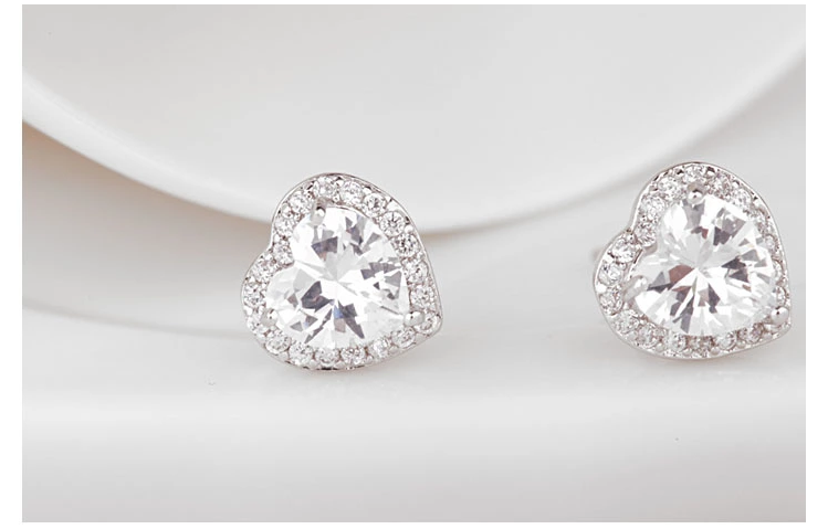 WE531 - White Earrings for Women — image 3