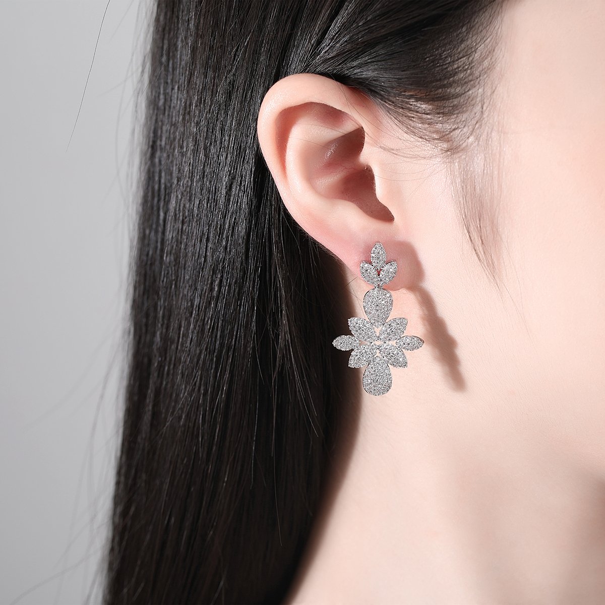 WE669- White Women Earring