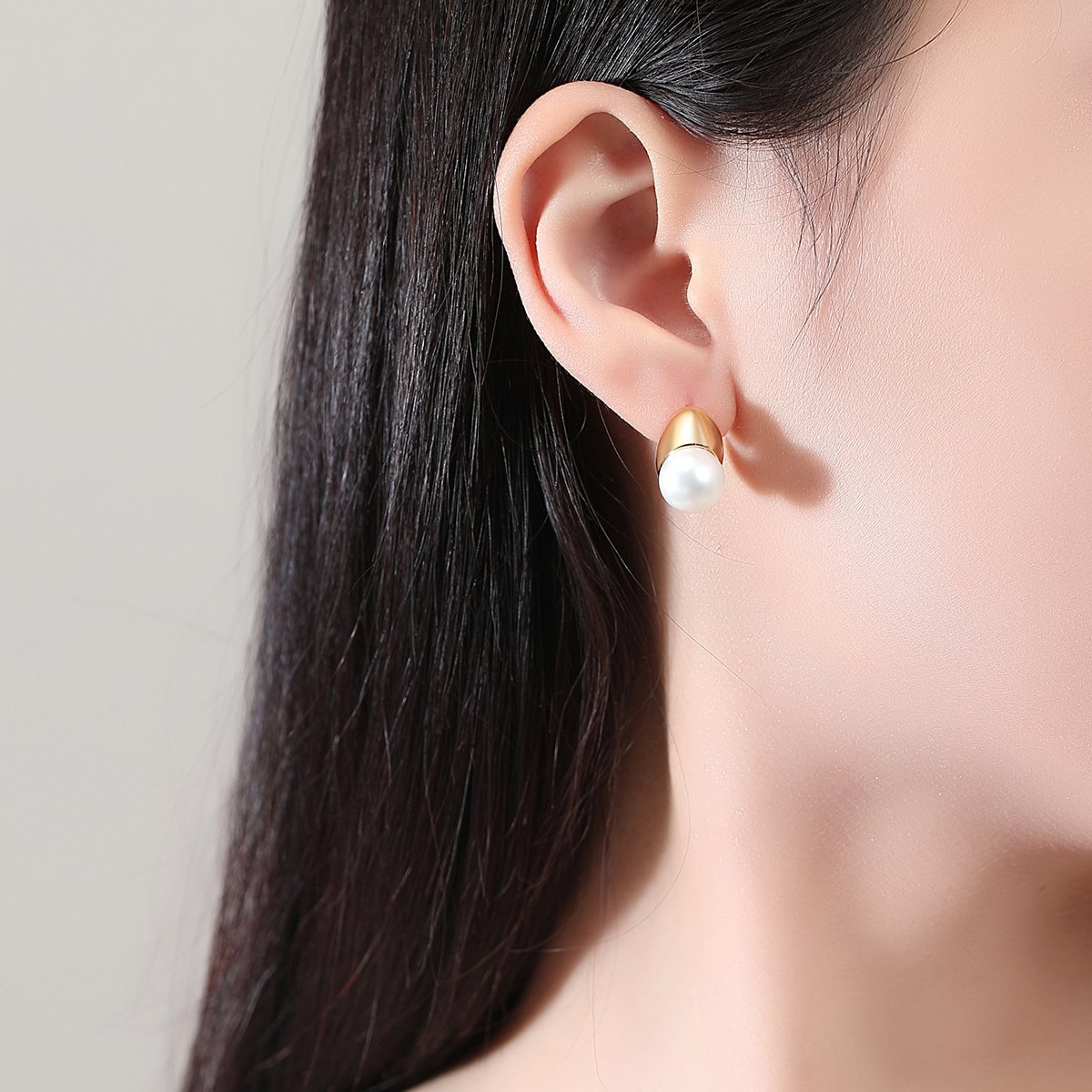 WE722- Golden Earrings for Women — image 6