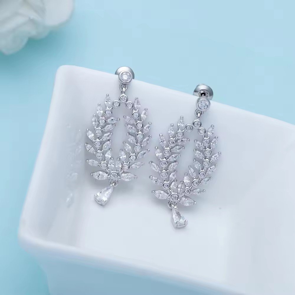 WE723 - White Earrings for Women — image 3
