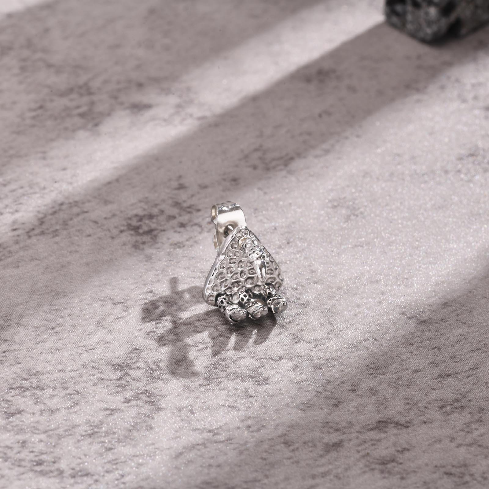 WM-E39 Silver Ear Studs Men Earring