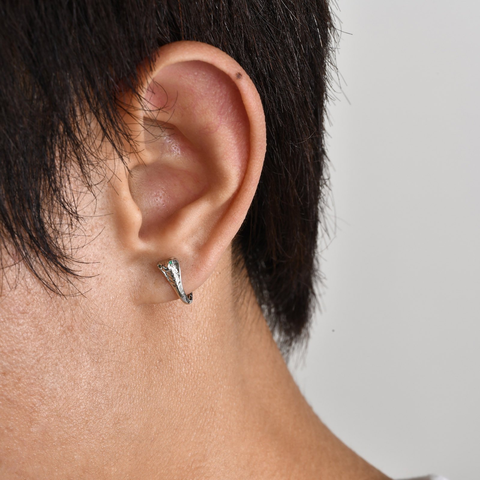 WM-E45 Silver Ear Studs Men Earring — image 3