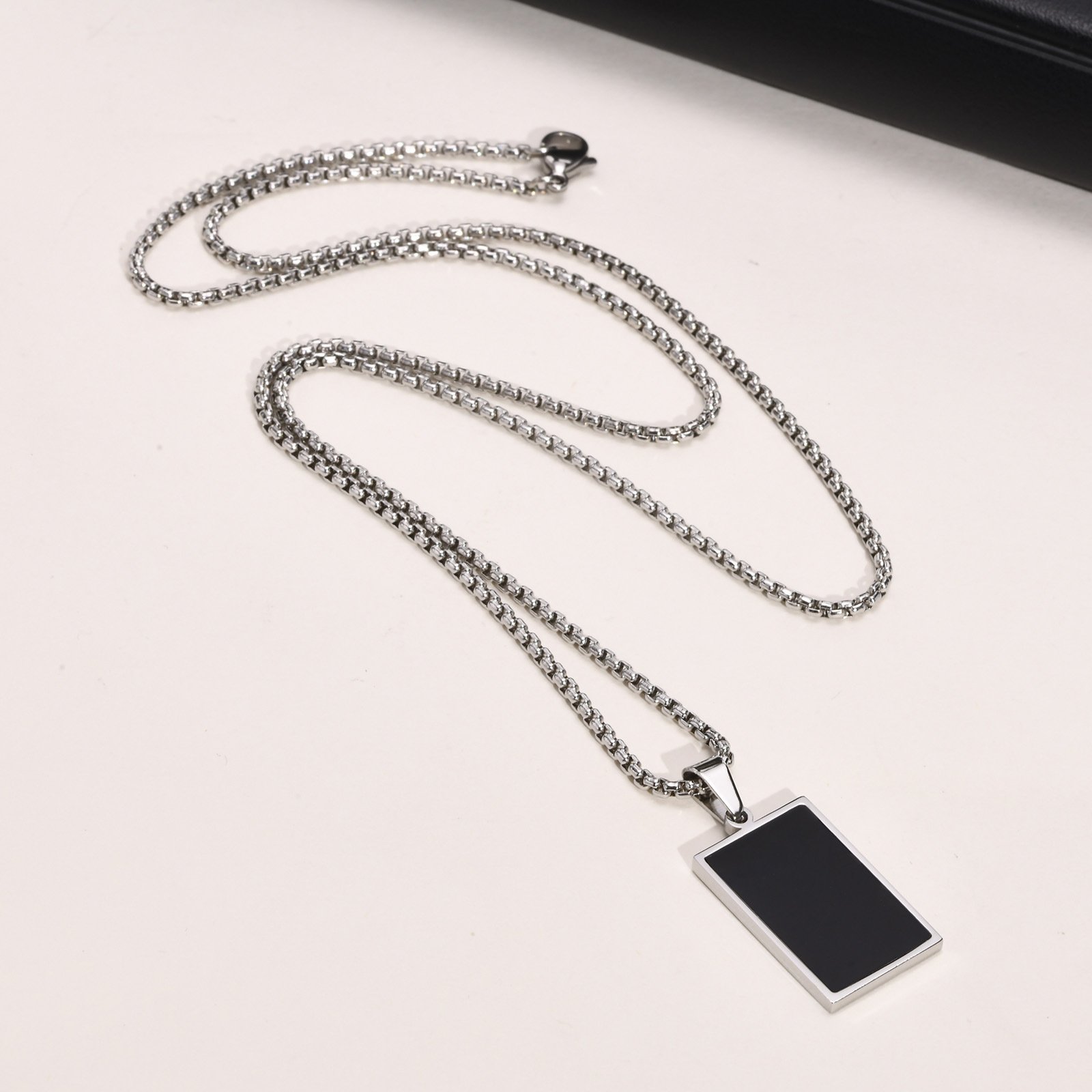 WM-P108 Silver Men, Women Necklace Pendant with Chain — image 3