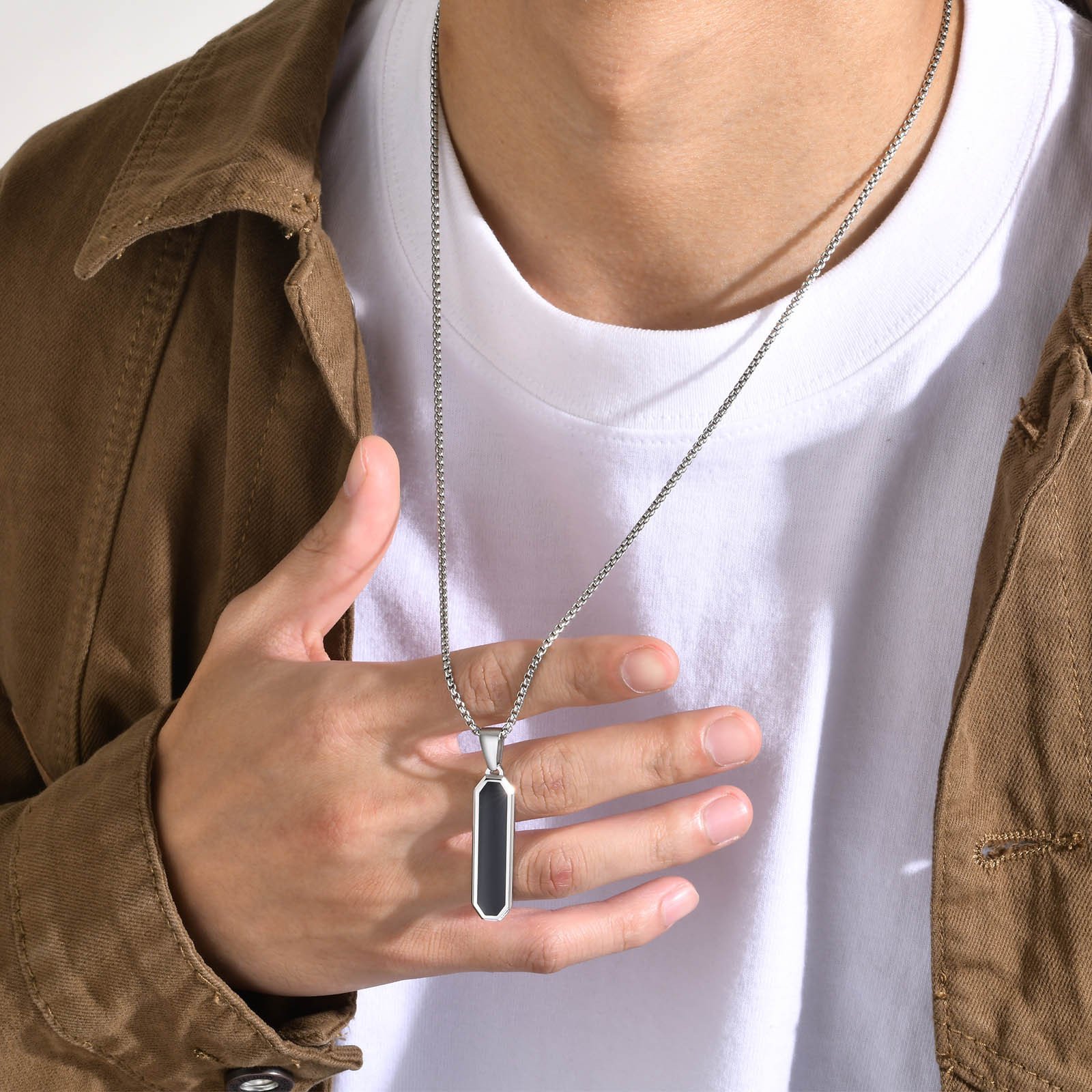 WM-P109 Golden Men, Women Necklace Pendant with Chain — image 8
