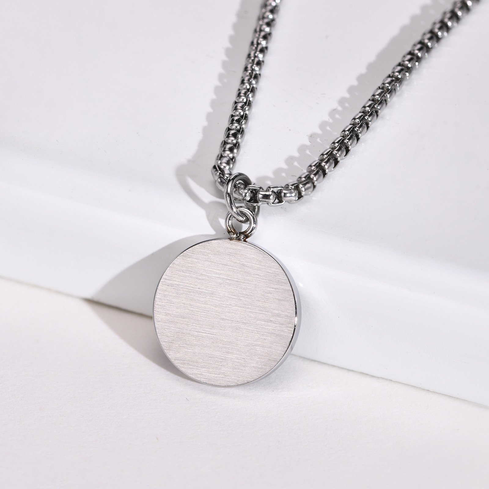 WM-P110 Tourquise Men, Women Necklace Pendant with Chain