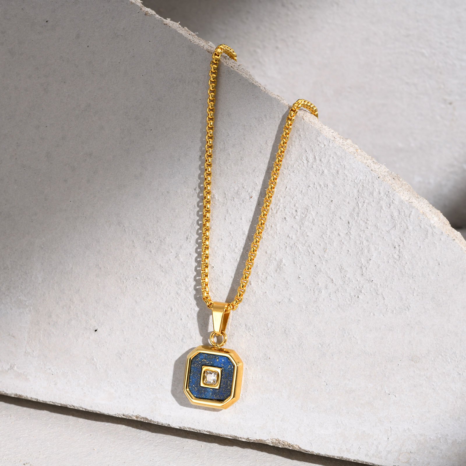 WM-P137 Golden Black Men, Women Necklace Pendant with Chain — image 7