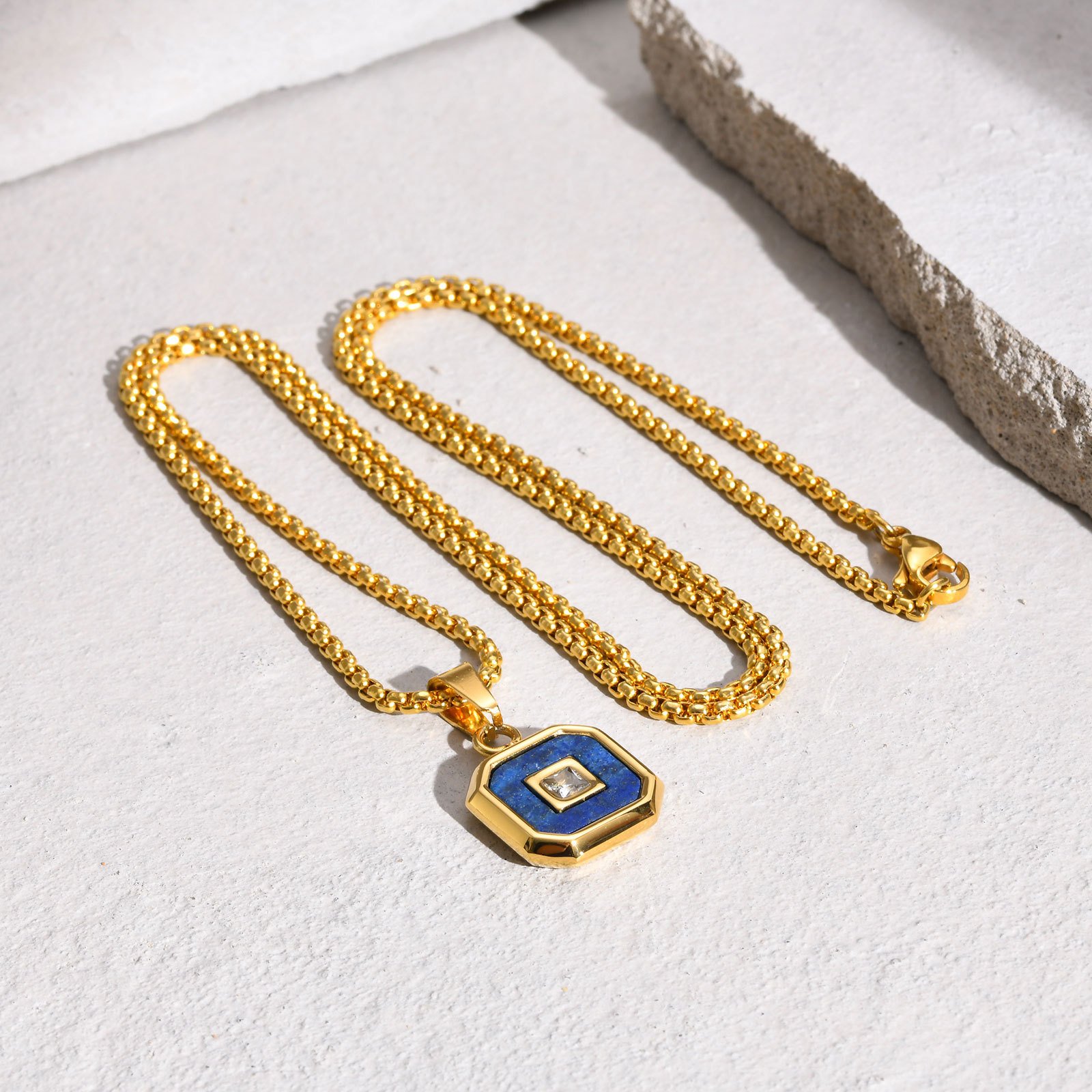 WM-P137 Golden Tourquise Men, Women Necklace Pendant with Chain — image 6