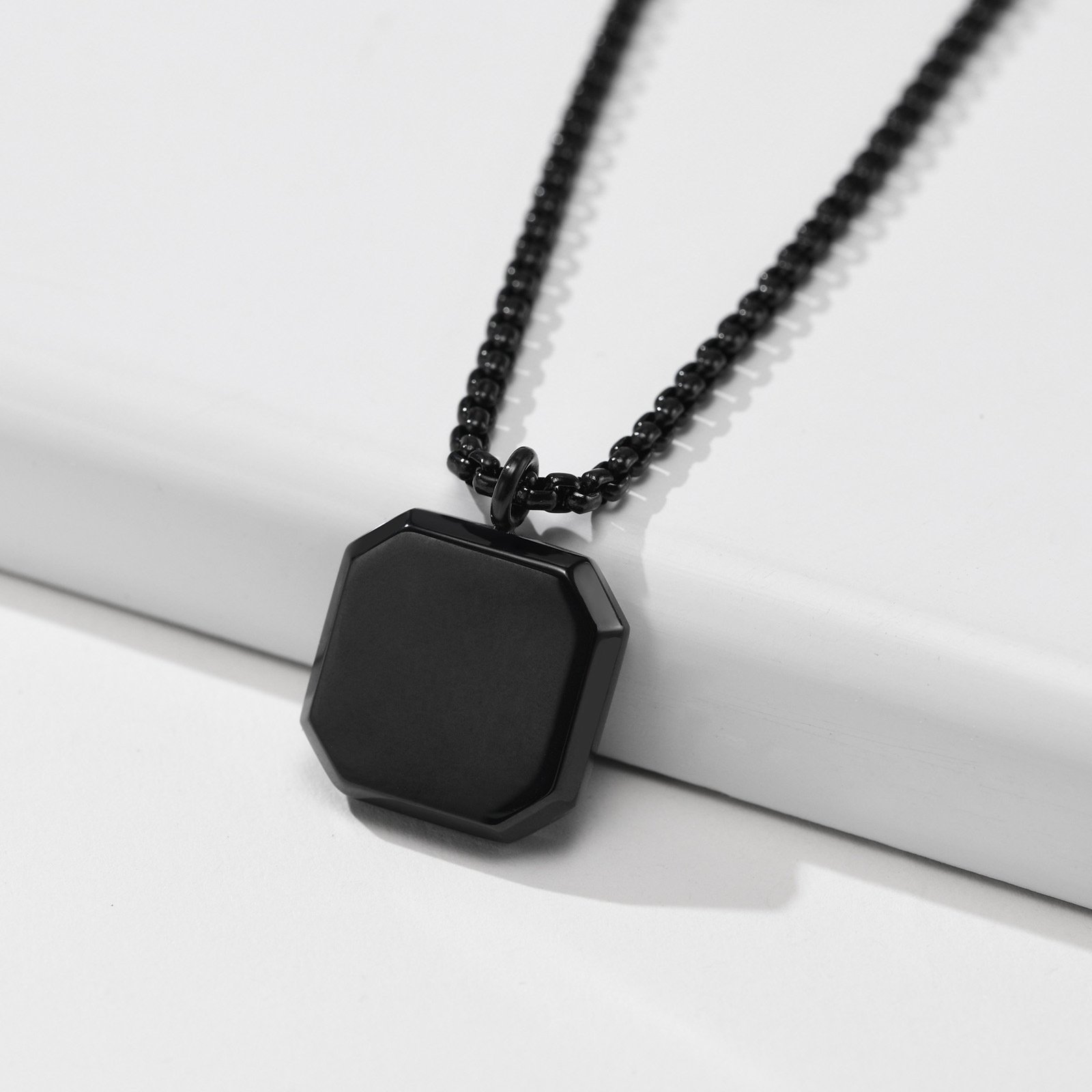 WM-P84 - Men, Women Necklace Pendant with Chain