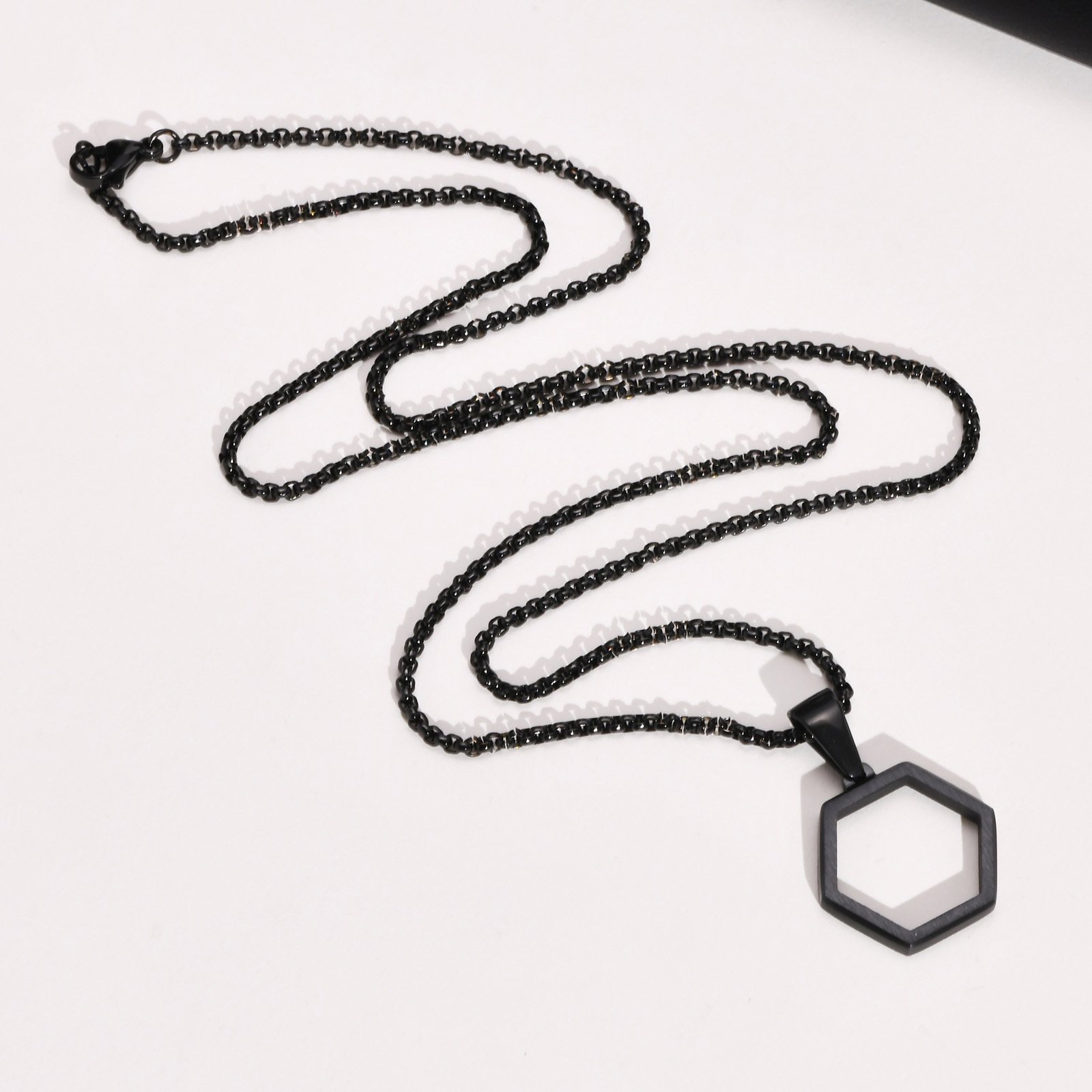 WM-P94 Black Men, Women Necklace Pendant with Chain