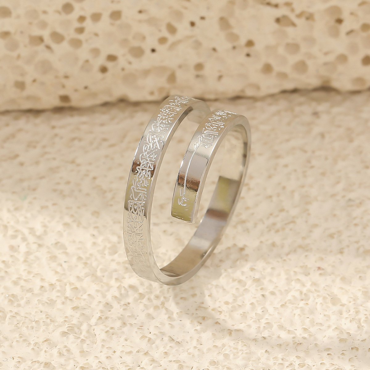 WM-R155- Adjustable Stainless Steel Band