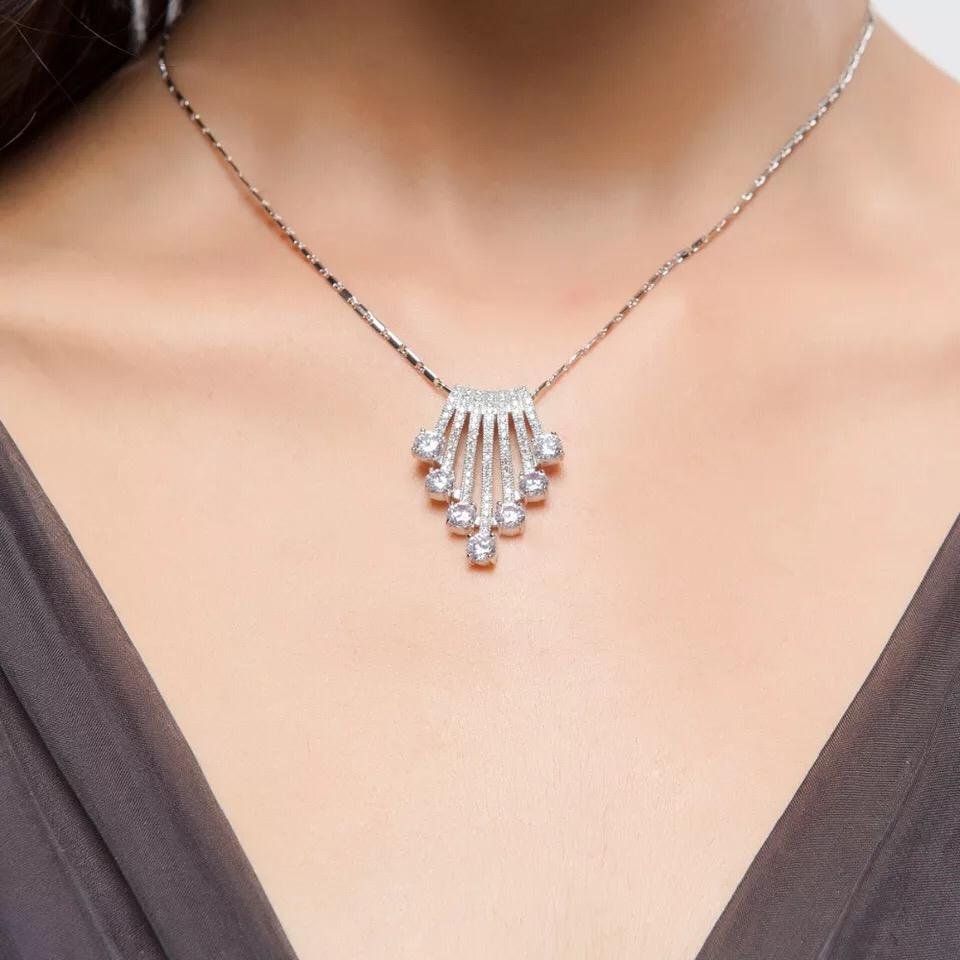 WP108- Women Necklace Pendant
