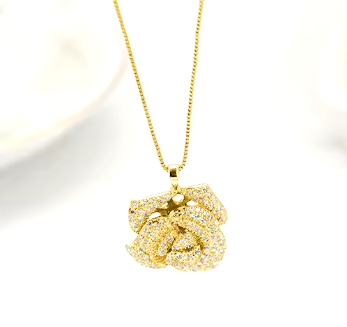 WP112 - Gold Necklace/Pendant for Women