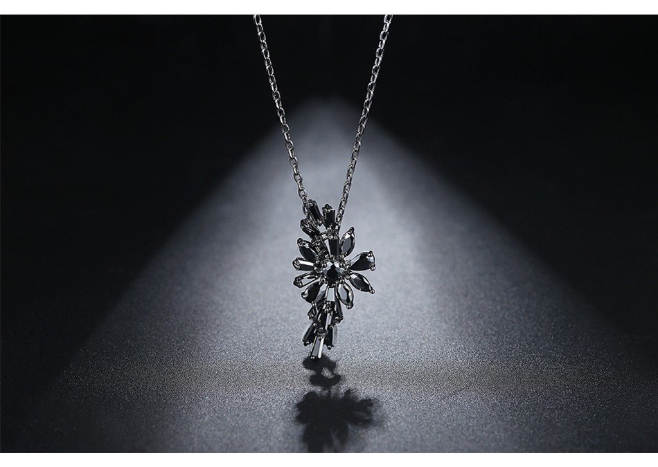 WP220- Black Women Necklace Pendant