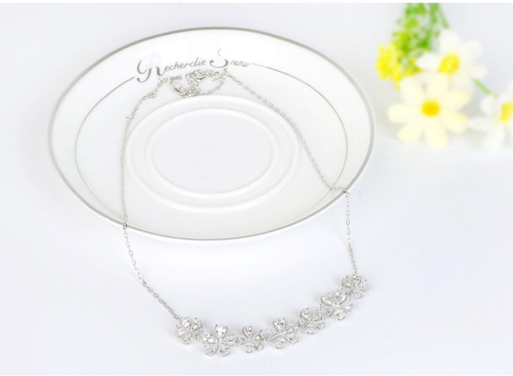 WP349- Women Necklace Pendant