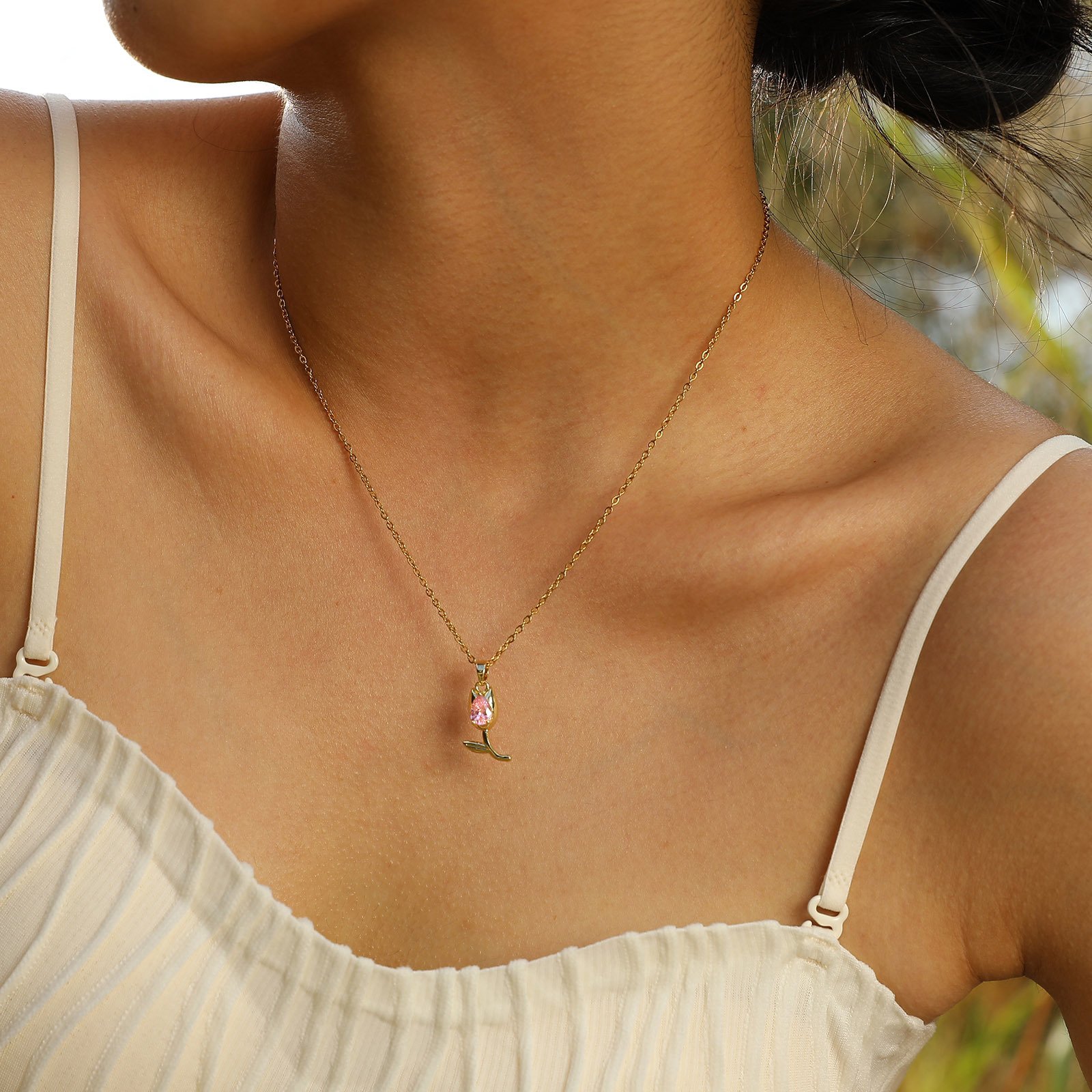 WP489 - Champgaine Necklace Pendant for Women