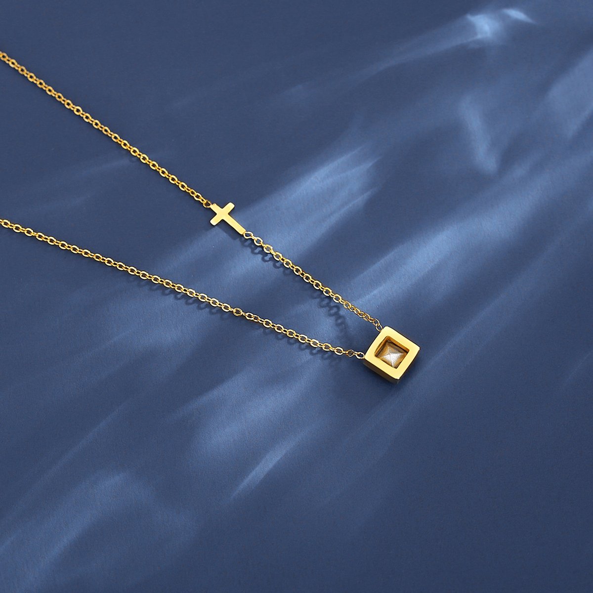 WP528 - Golden Necklace Pendant for Women — image 3