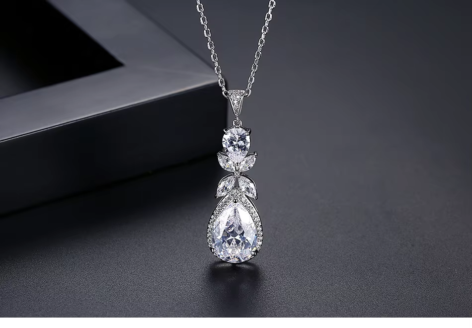 WP541- Women Necklace Pendant