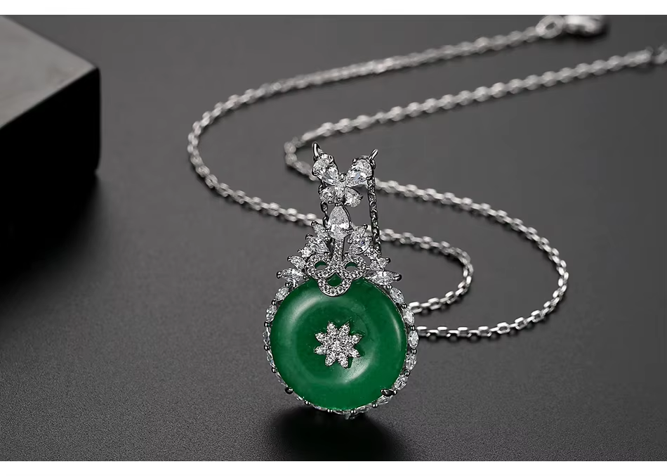 WP550- Women Necklace Pendant