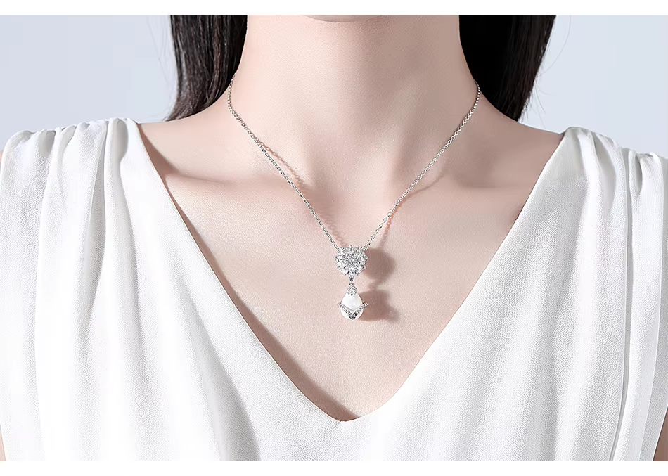 WP79 - Women Necklace Pendant