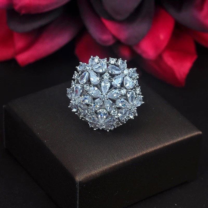 WR106 Golden Luxury Ring for Women — image 21