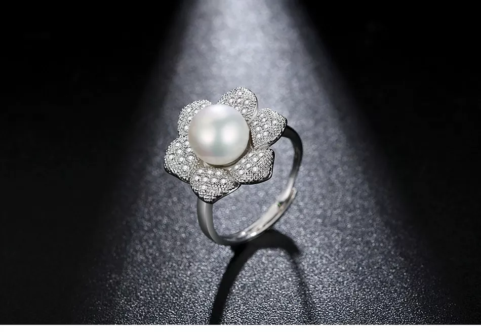WR176Silver Luxury Ring for Women (Adjustable Ring)