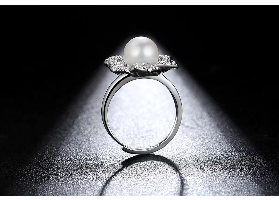 WR176Silver Luxury Ring for Women (Adjustable Ring)