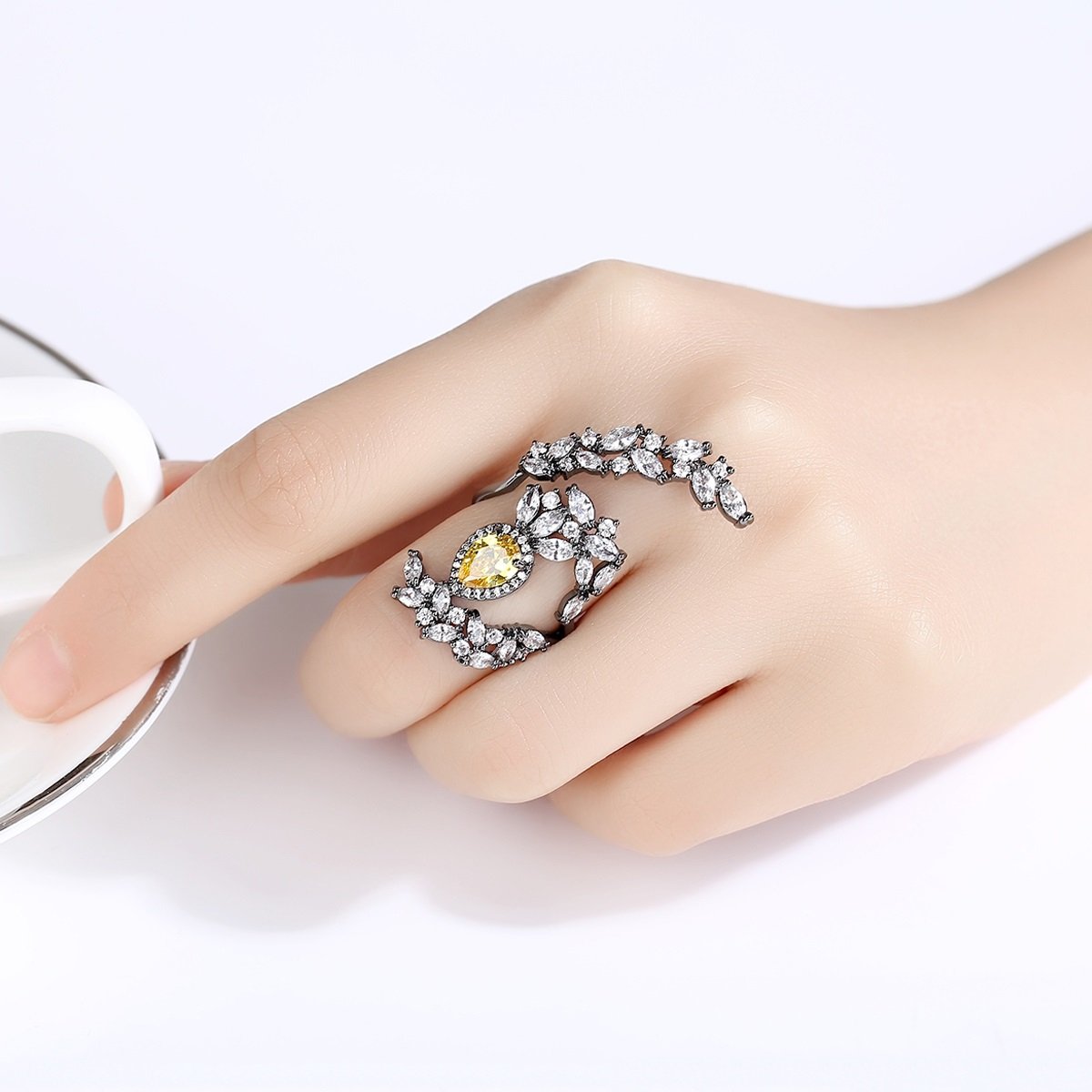 WR342 - White Adjustable Ring — image 3