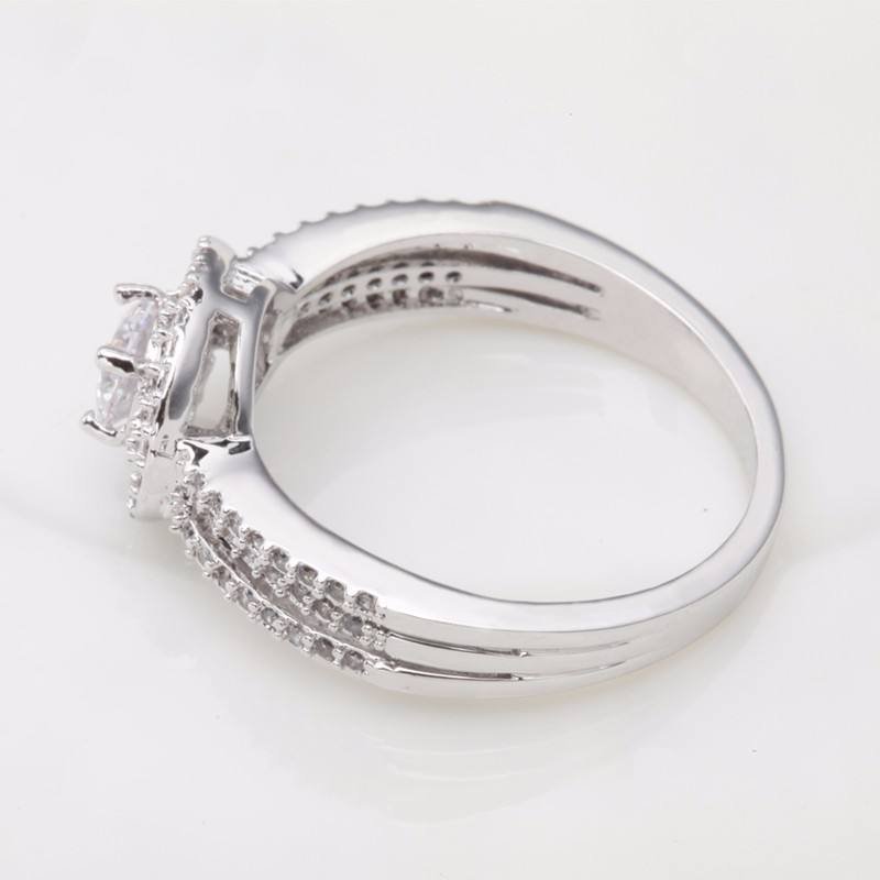 WR396 Green Luxury Ring for Women — image 5