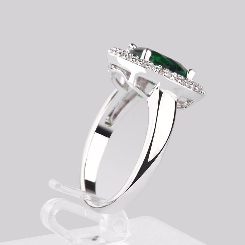 WR397 Green Luxury Ring for Women