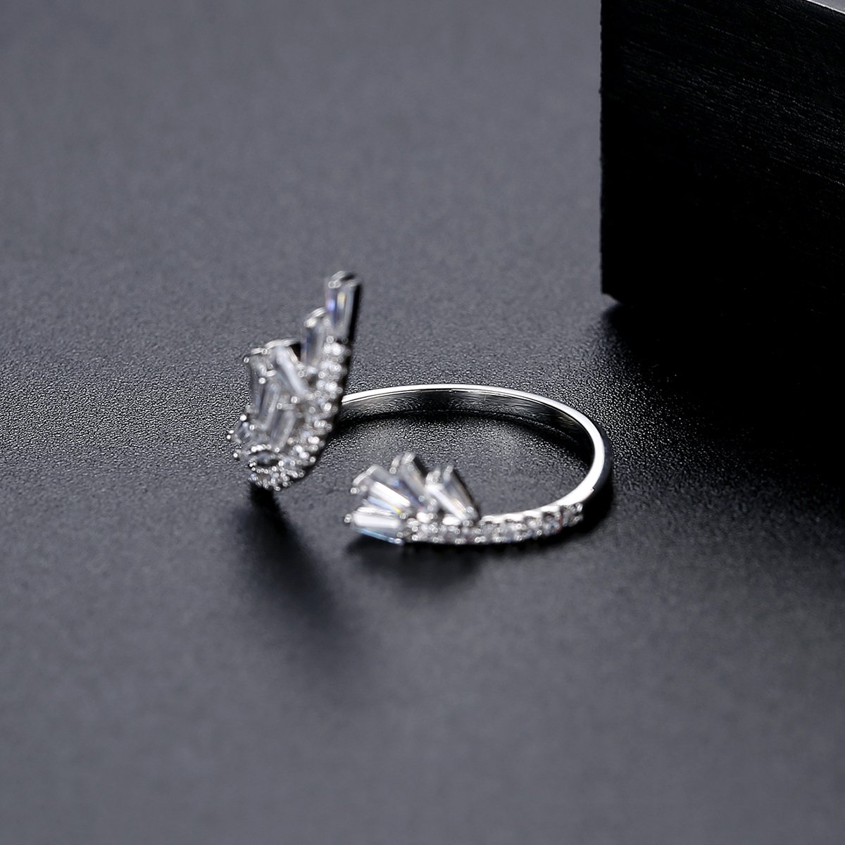 WR426 Silver Luxury Ring for Women (Adjustable Ring)