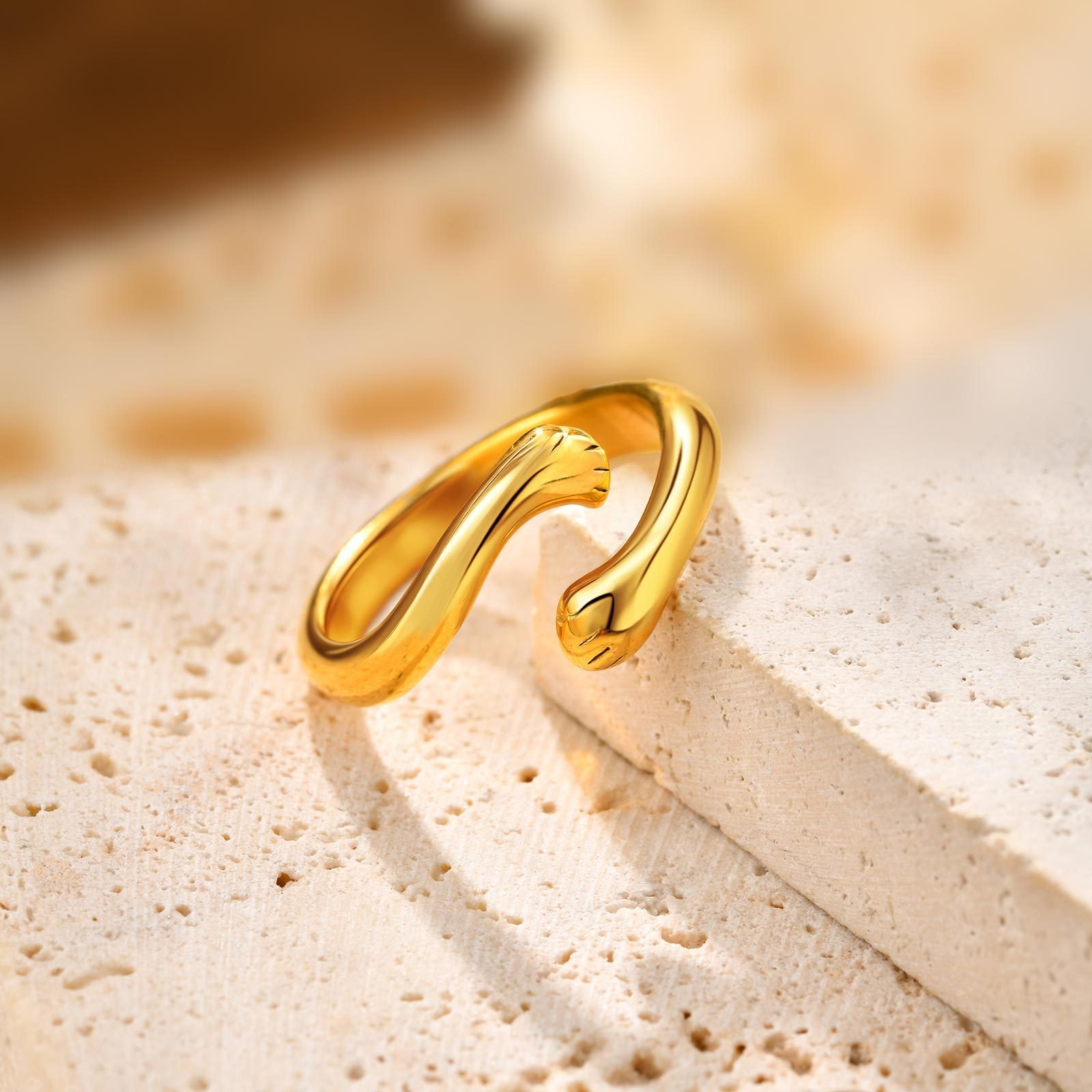 WR471 Golden Luxury Ring for Women